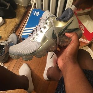 Kid vapor max worn 2-3 times